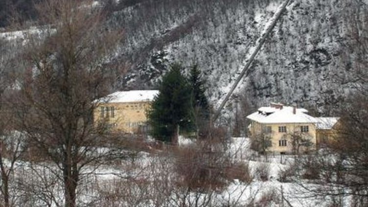 До 100 тона бомби преминават по пътищата на страната