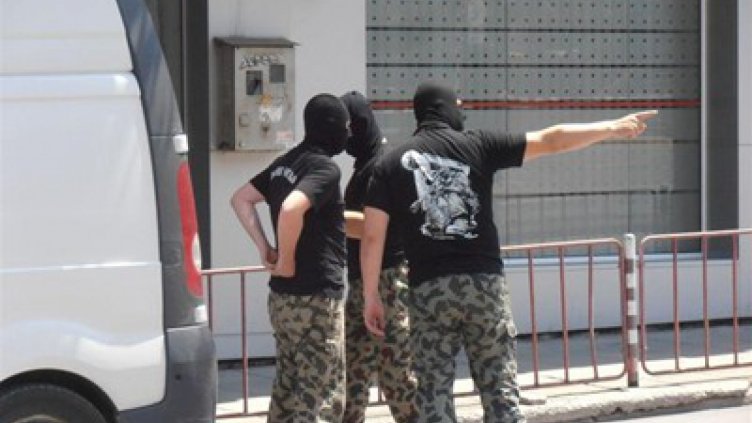 Полицията отцепи район в Стария Несебър заради изоставен сак