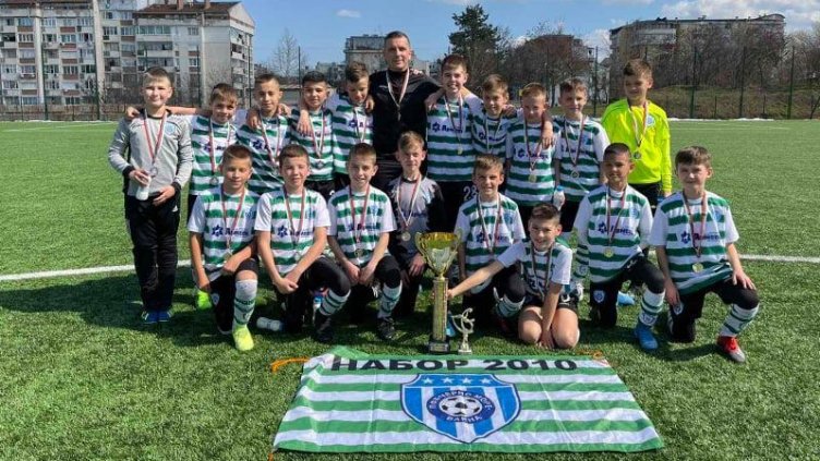 Черно море триумфира на турнира “Болярчета къп”