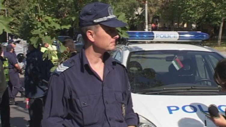 Младши районни инспектори назначават във Варненската полиция