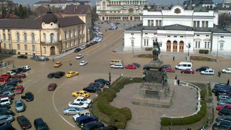 За 45 бона: НС купува тръби, бойлер и ... биде