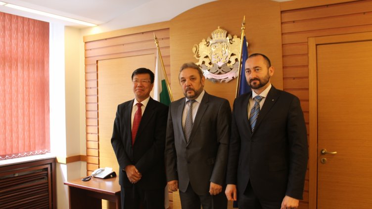 България може да бъде стратегически партньор на МААЕ и ФАО в сферата на земеделските научни проекти