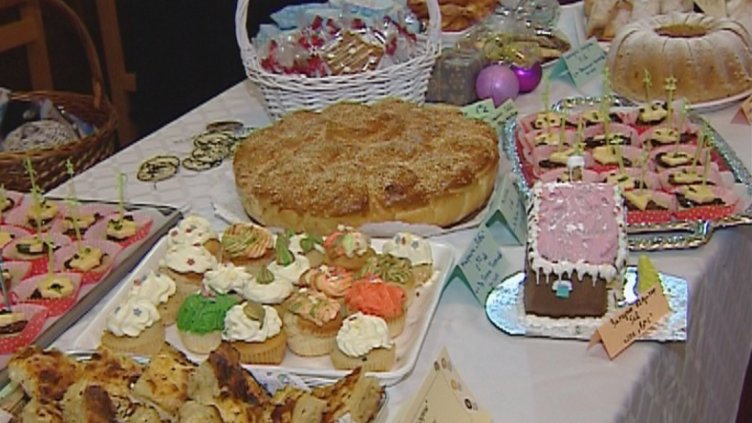 Близо 3000 лв. събра благотворителният базар на ВМС