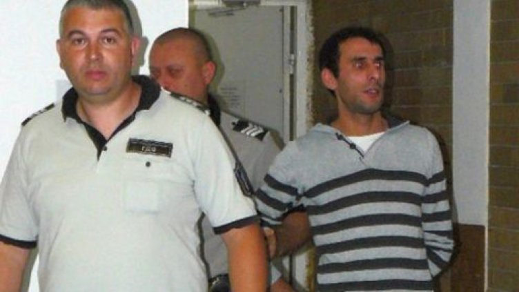 Няма заповед за арест за Хюриет, оставил три трупа на пътя край Луковит