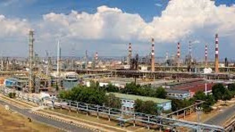 КЗК глоби "Лукойл" с близо 68 млн. лева