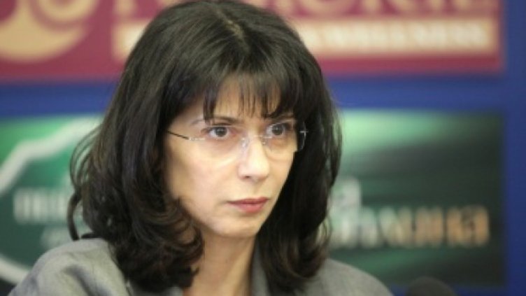 Ток "протече" в парламента: Зад PR на Гинка Върбакова &ndash; Моника Йосифива