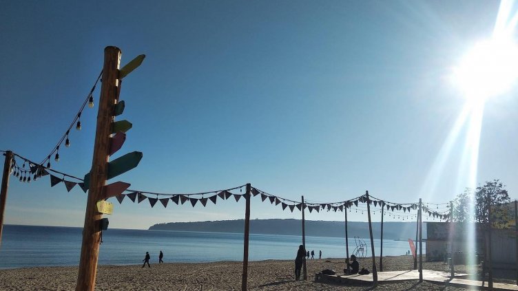 Температурен рекорд във Варна! Живакът мина 22 градуса на 6 февруари