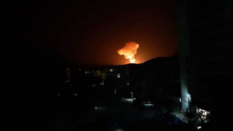 Безсънна нощ в Карнобат: Пак взривове в склада на оръжейния бос Гебрев