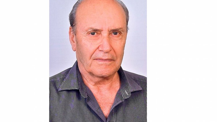 Проф. Димитър Пърличев.