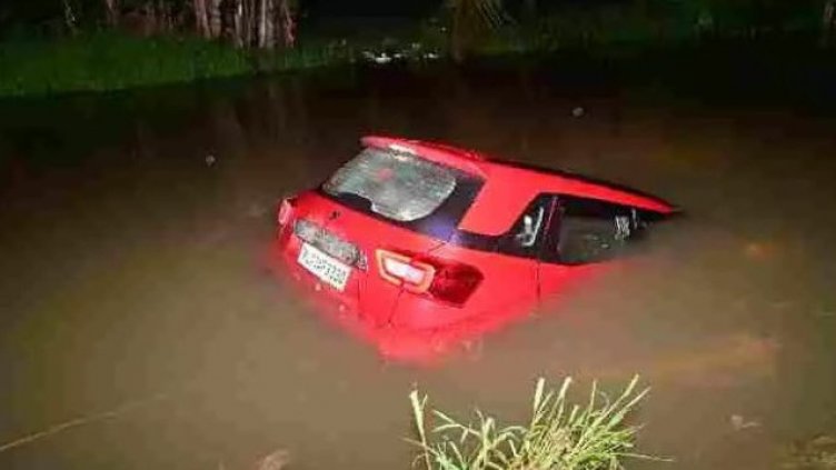 Четирима едва не се удавиха, след като Google Maps ги вкара в... реката