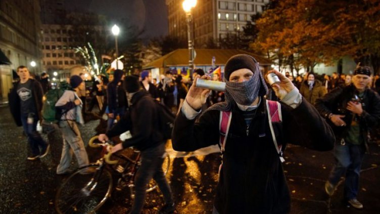Протест в Лондон срещу встъпването в длъжност на Доналд Тръмп