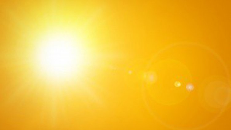 Учени наблюдаваха силно изригване на слънцето