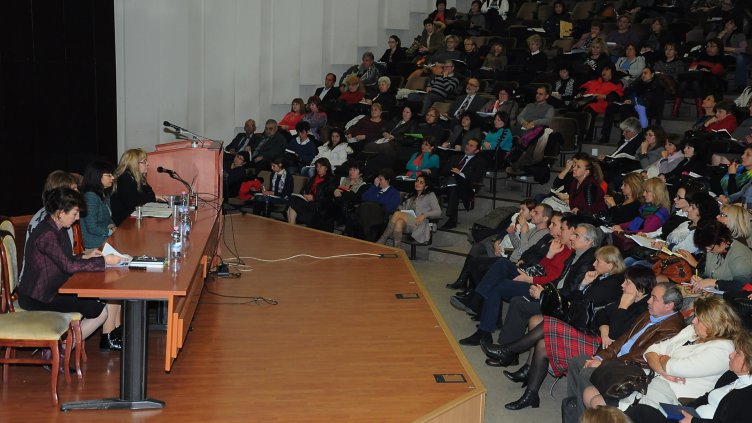 Запознаха директори на детски градини и училища с новия образователен закон