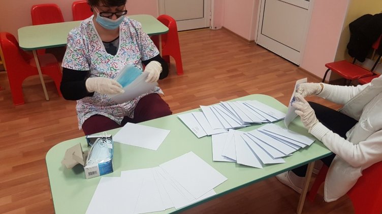 Иван Портних: На над 32 хиляди адреса във Варна пенсионери ще получат безплатни маски за лице по пощата