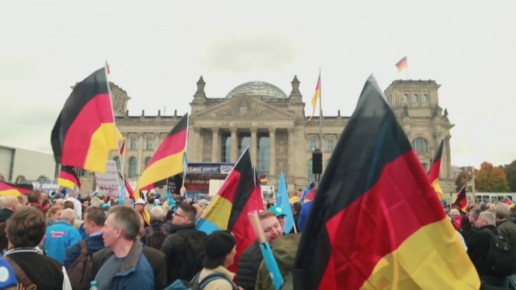 В Берлин протестираха срещу високите цени на енергията и поскъпването на живота