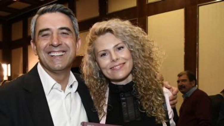 Росен Плевнелиев дари имотите на децата си