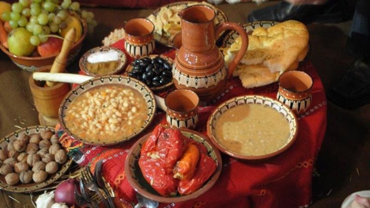 Петрови заговезни са – постим до Петровден