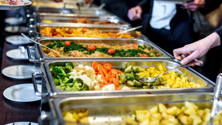 Хотелиери зоват: Изяжте всичко, което вземете от ол инклузива