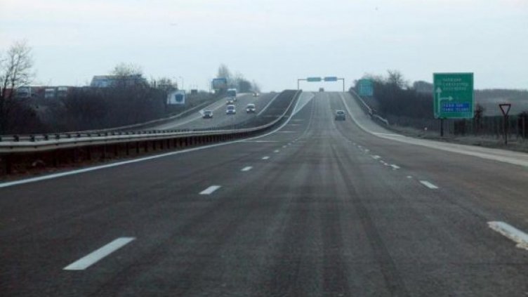 Затвориха АМ "Тракия", минава се по обходен маршрут