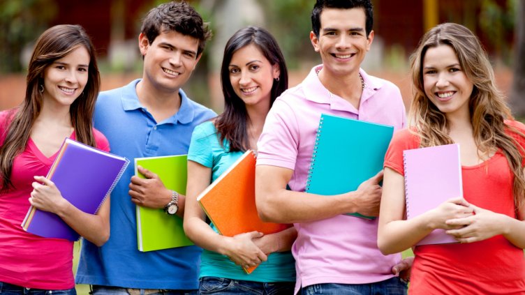 Близо 4500 първокурсници във ВУЗ-ове няма да плащат такси