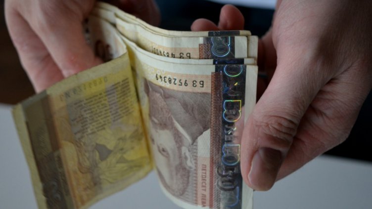 39-годишен от Варна отива на съд за подкуп на катаджии