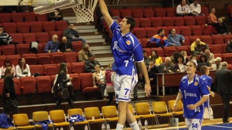 Чайката върнат в национала, Сашо Янев - изгонен