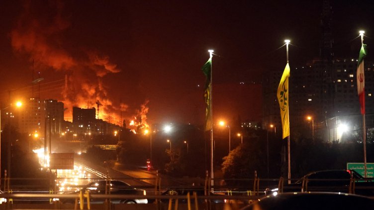 Израел ще нанесе удари по "всички обекти на режима" в Иран