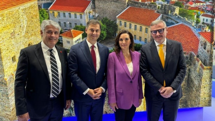 Туристическите власти във Великобритания отсвириха министър Милошев