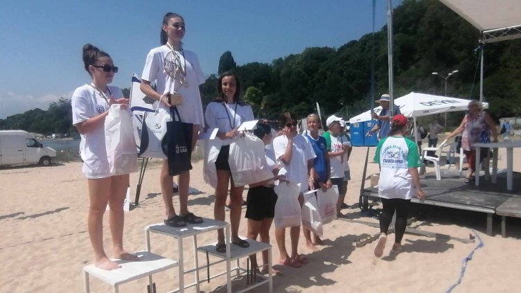 Медал за всеки участник, преплувал 85-ия маратон Галата - Варна