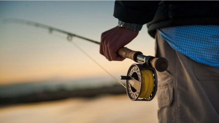 Рибар "улови" човешки крак в Дунав