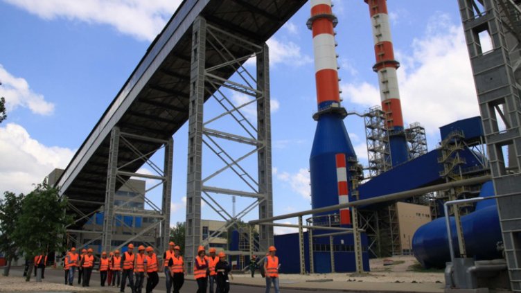 Държавната “Мини Марица Изток” ще харчи 300 бона за спортни зали