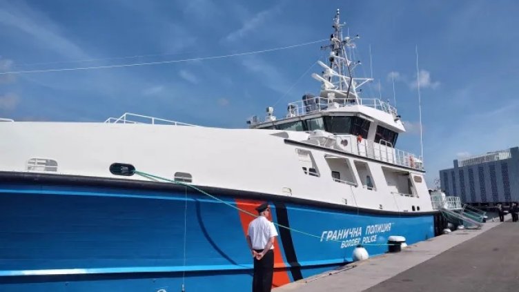 Новият граничен полицейски кораб „Балчик“ вдигна котва