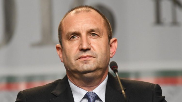 Радев на среща за проблемите в изборния процес, но без властта