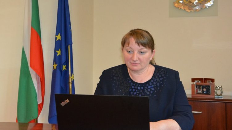 Предлагат нова схема за компенсации на работниците от затворените бизнеси