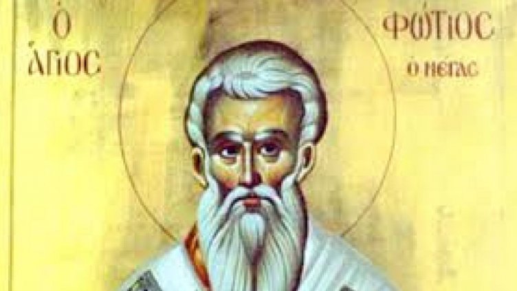 Днес празнуват всички със светлина в името