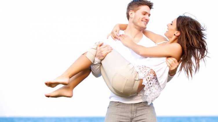 Вместо букет: Мъж подари своя бъбрек на приятелката си