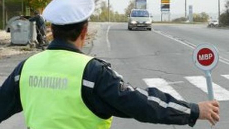 Засякоха 41 шофьори без книжка само за седмица