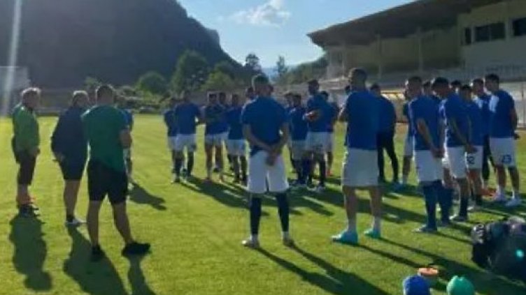 Черно море играе 2 контроли в сряда