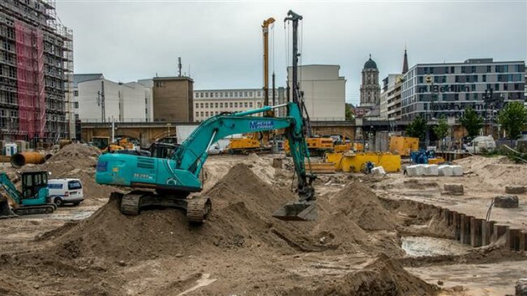 Обезвредиха 100-килограмова бомба от Втората световна война в центъра на Берлин