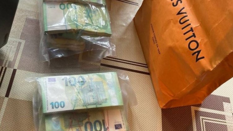 Барабанчетата ударени от ГДБОП. Иззеха им €200 000 и 8 луксозни коли