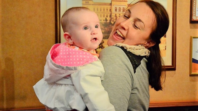 27 бебета са родени по общинската инвитро програма във Варна