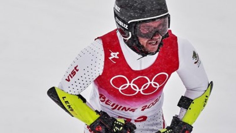 Исторически успех: Алберт Попов завърши 17-ти в гигантския слалом в Пекин