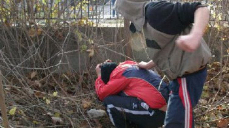 МОН регистрира над 8000 случая на насилие в училище