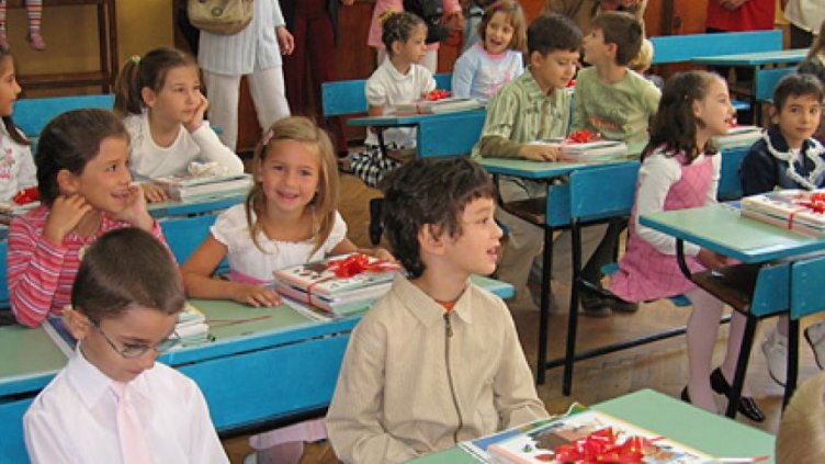 Еднократните помощи за първолаци са с 10% по-малко