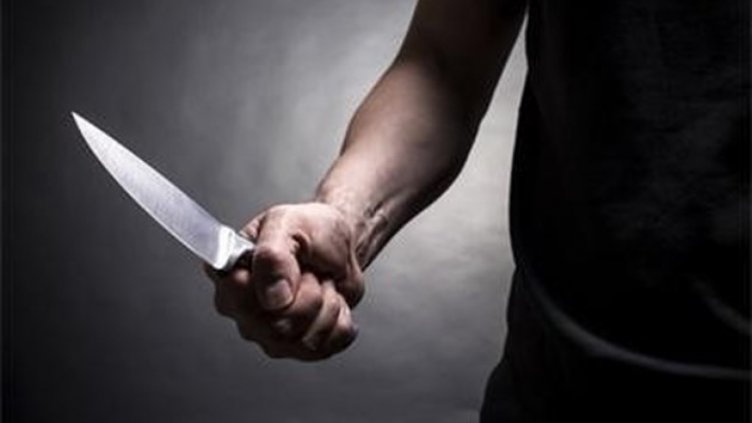 Мъж наръга с нож друг след скандал в Суворово