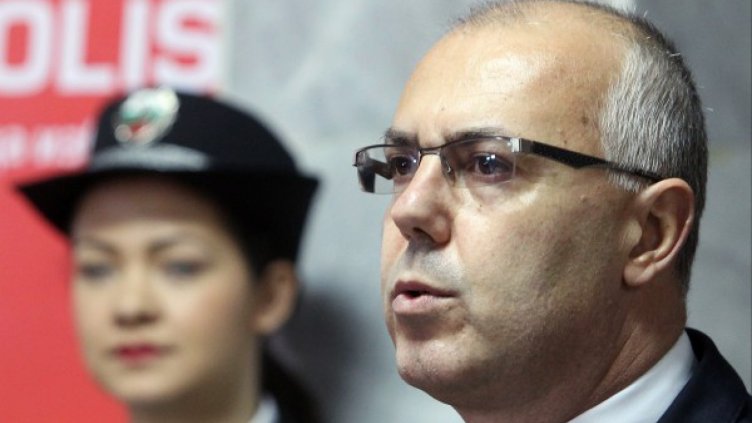 Вучков ще реже чиновници в МВР, слага още полиция в градовете