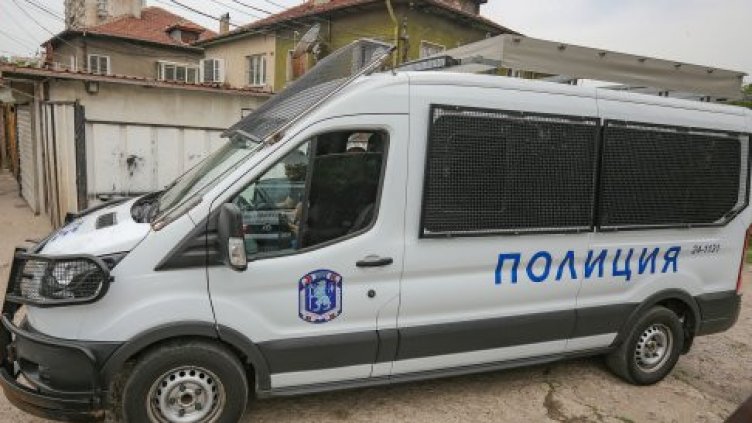 Спипаха трима с дрога за ден във Варна