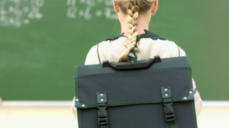 Над 111 хиляди ученици ще имат нови шкафчета наесен
