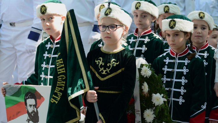 Варна чества Деня на Ботев