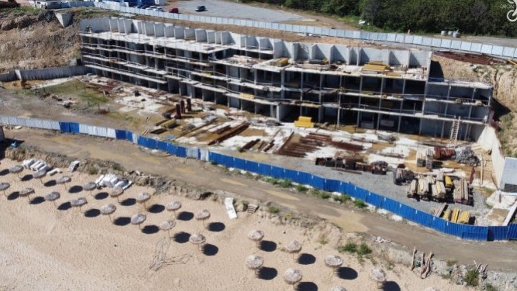 Събарят подпорния хотел на Алепу